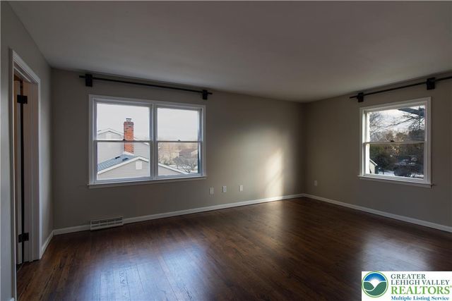 1330 Cherry Avenue, Bethlehem City, PA 18017