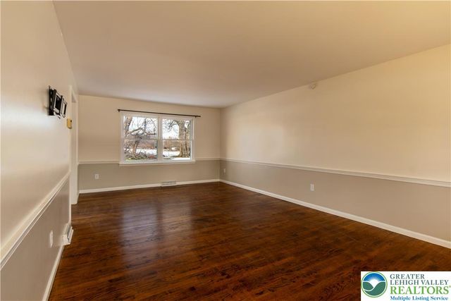 1330 Cherry Avenue, Bethlehem City, PA 18017