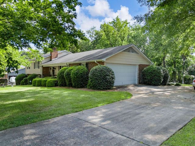 357 Lake Forest Drive, Spartanburg, SC 28307