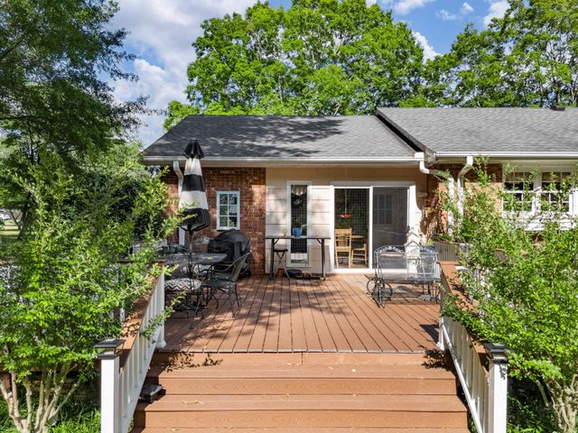 357 Lake Forest Drive, Spartanburg, SC 28307