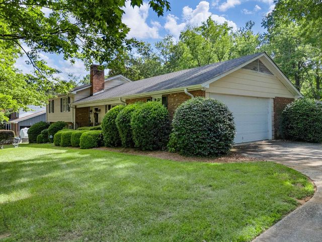 357 Lake Forest Drive, Spartanburg, SC 28307