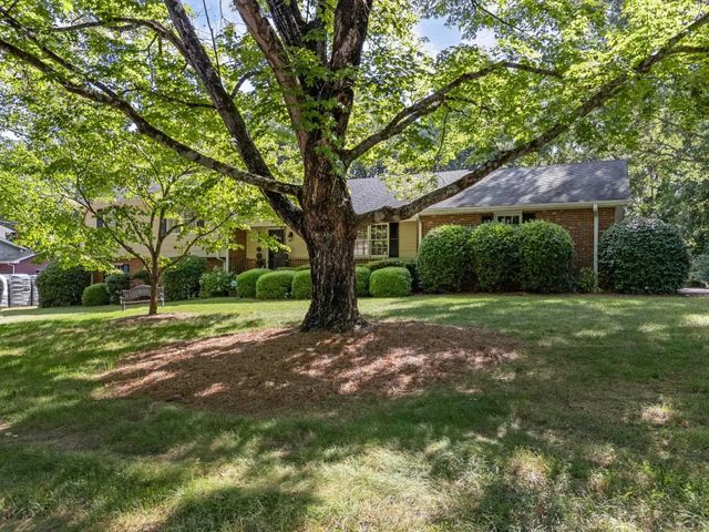 357 Lake Forest Drive, Spartanburg, SC 28307