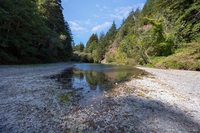 1050 Cazadero Hwy, Cazadero, CA 95421