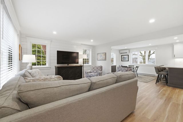 55 Garden Circle, Laconia, NH 03246