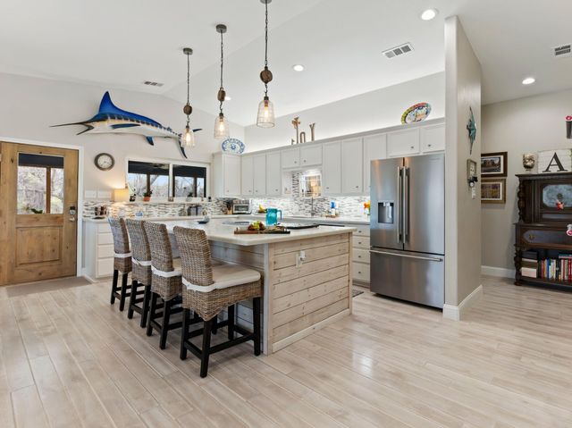 890 Exotic Isle Drive, Matagorda, TX 77457