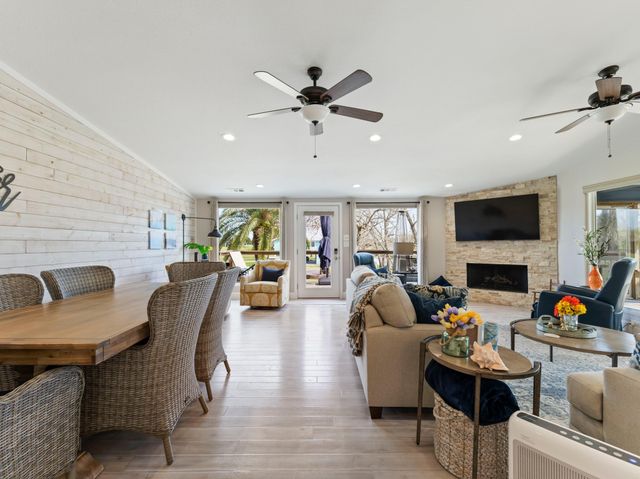 890 Exotic Isle Drive, Matagorda, TX 77457