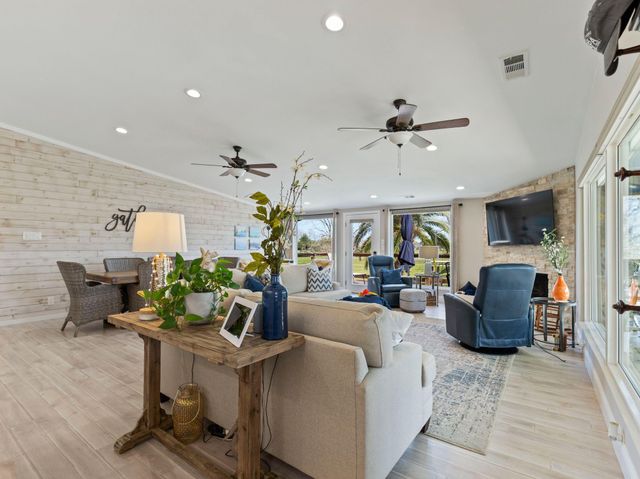 890 Exotic Isle Drive, Matagorda, TX 77457