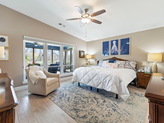 890 Exotic Isle Drive, Matagorda, TX 77457