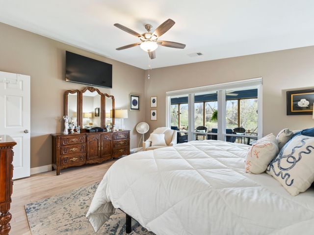 890 Exotic Isle Drive, Matagorda, TX 77457