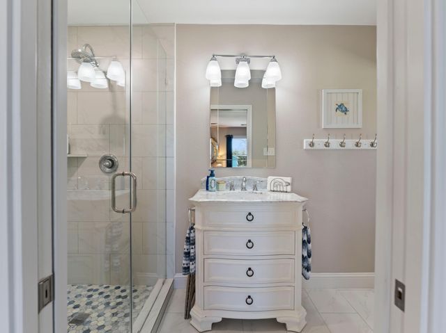 890 Exotic Isle Drive, Matagorda, TX 77457