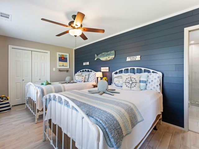 890 Exotic Isle Drive, Matagorda, TX 77457