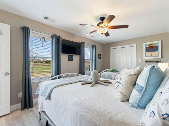 890 Exotic Isle Drive, Matagorda, TX 77457