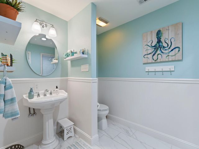 890 Exotic Isle Drive, Matagorda, TX 77457