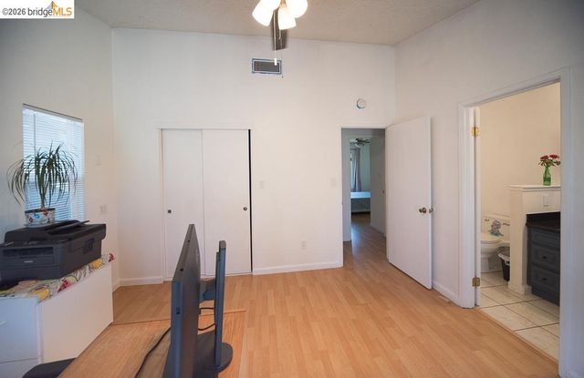 39 Stanislaus CIR, Sacramento, CA 95831