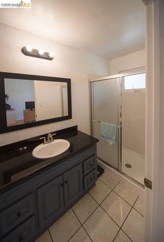 39 Stanislaus CIR, Sacramento, CA 95831