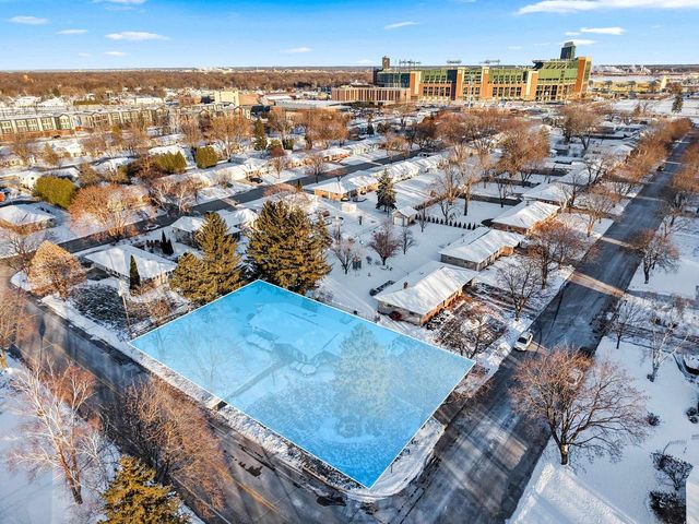 2025 ORRIE LANE, Green Bay, WI 54304