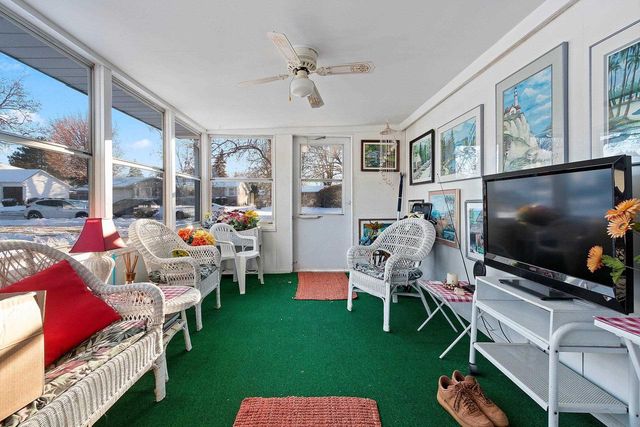 2025 ORRIE LANE, Green Bay, WI 54304