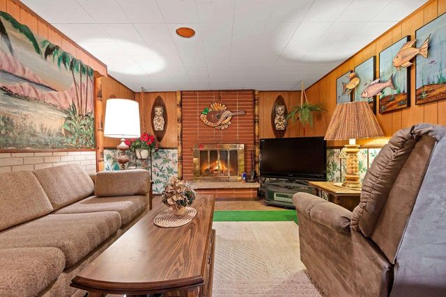 2025 ORRIE LANE, Green Bay, WI 54304