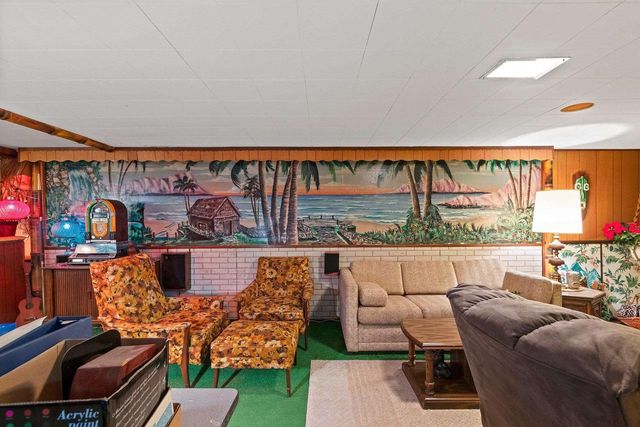 2025 ORRIE LANE, Green Bay, WI 54304