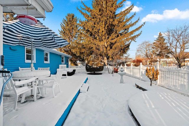 2025 ORRIE LANE, Green Bay, WI 54304