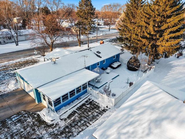 2025 ORRIE LANE, Green Bay, WI 54304