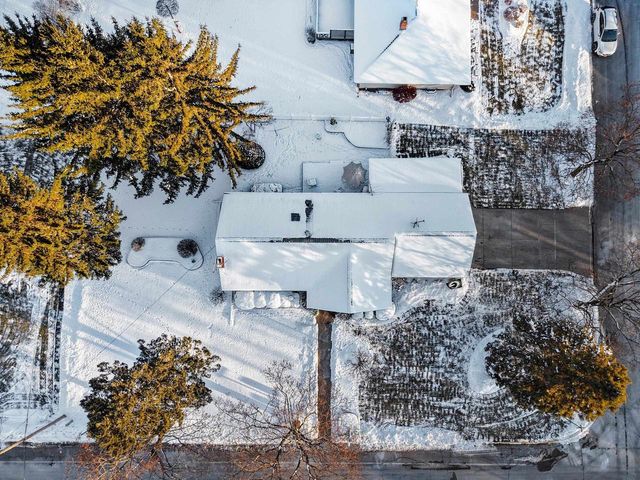 2025 ORRIE LANE, Green Bay, WI 54304