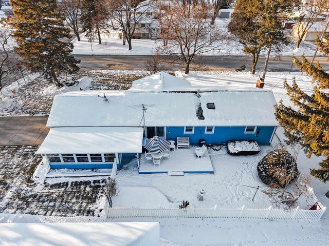 2025 ORRIE LANE, Green Bay, WI 54304