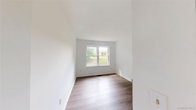276 Temple Hill Road 2001, New Windsor, NY 12553