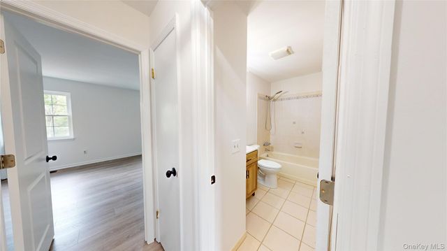276 Temple Hill Road 2001, New Windsor, NY 12553
