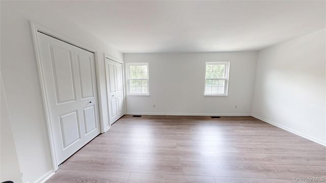 276 Temple Hill Road 2001, New Windsor, NY 12553