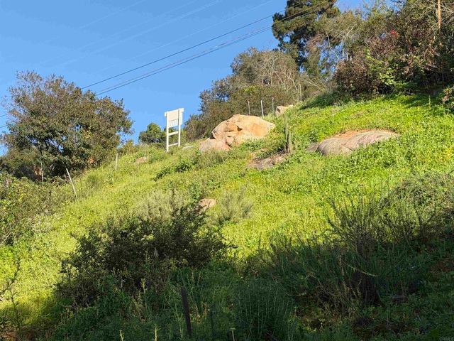 9542 9544 E Ridgecrest Drive E, La Mesa, CA 91941