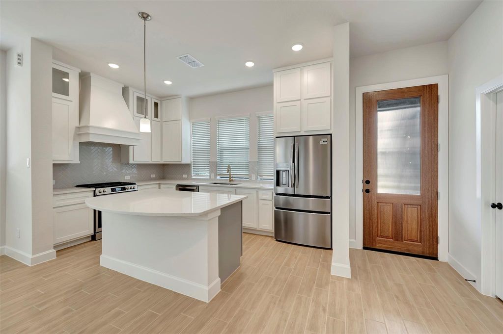 Image 15 of property listing at 3342 City Heart Avenue, Richmond, TX 77406