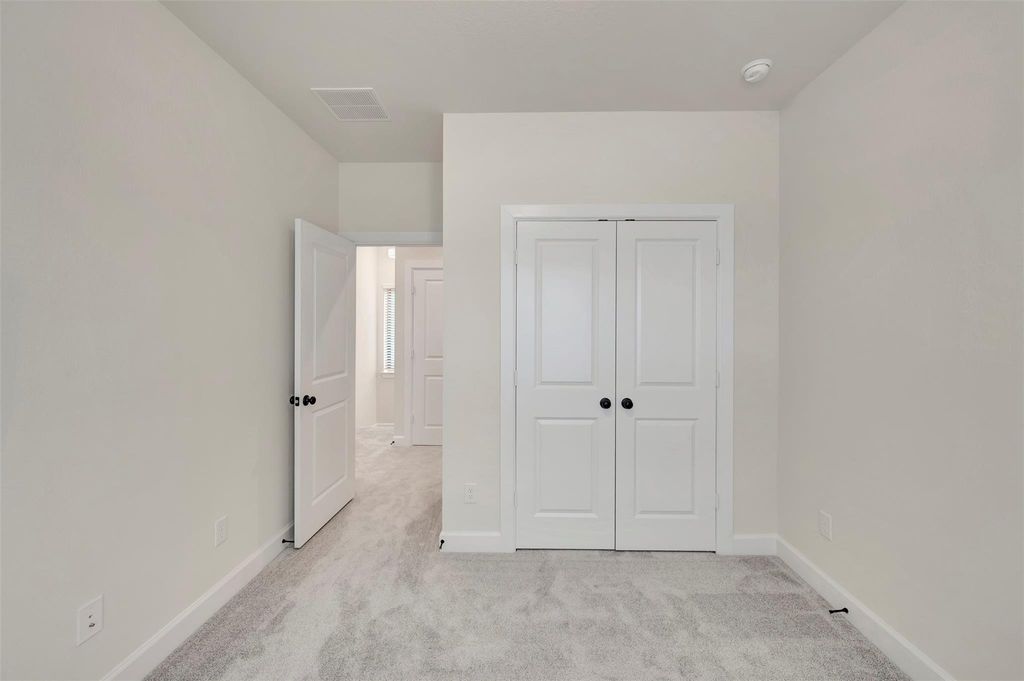 Image 31 of property listing at 3342 City Heart Avenue, Richmond, TX 77406