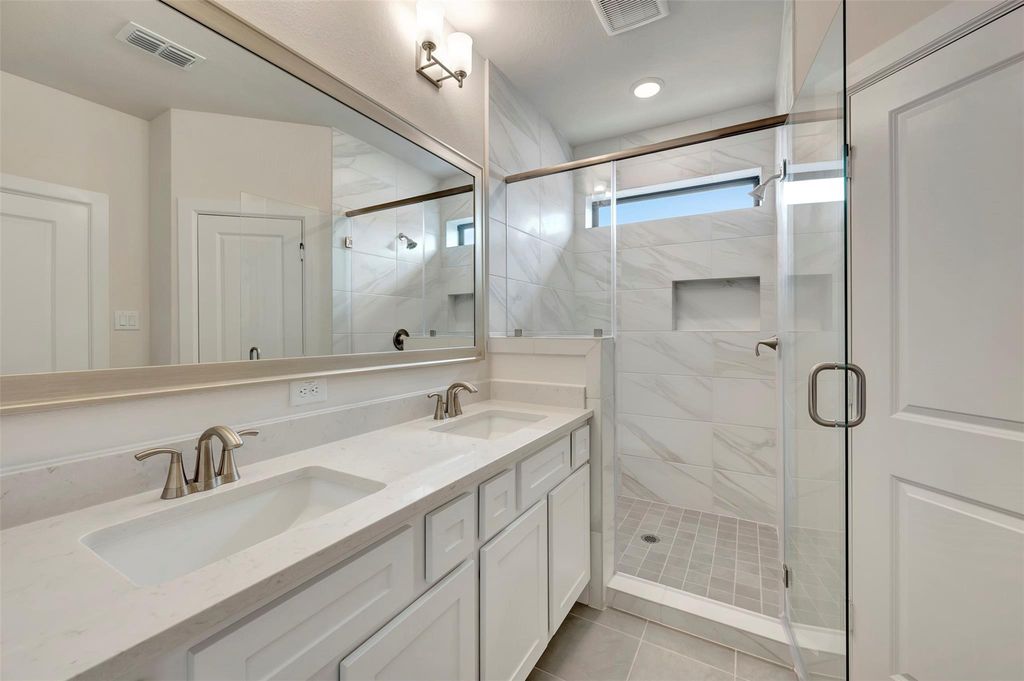 Image 37 of property listing at 3342 City Heart Avenue, Richmond, TX 77406