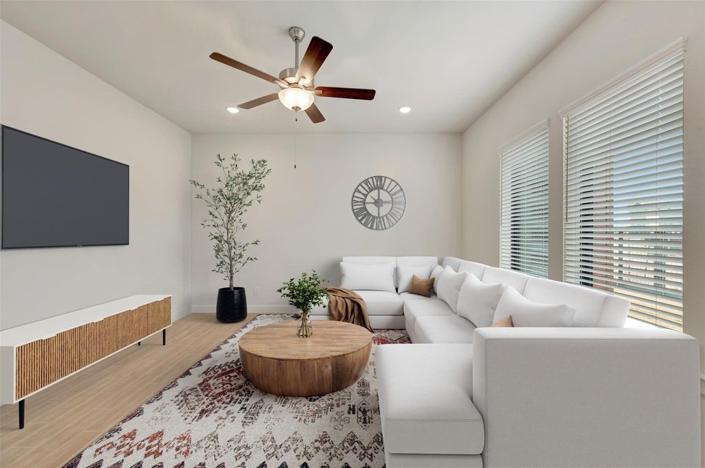 Image 5 of property listing at 3342 City Heart Avenue, Richmond, TX 77406