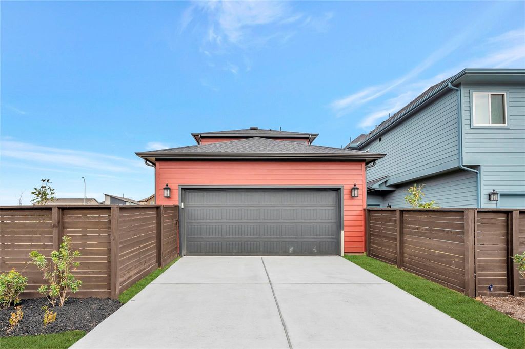 Image 9 of property listing at 3342 City Heart Avenue, Richmond, TX 77406