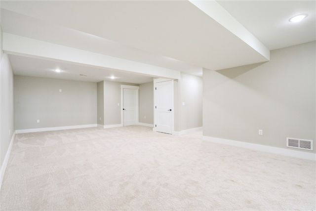 445 1st Street N, Winthrop, IA 50682