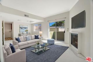 10926 Moorpark Street 13, North Hollywood, CA 91602