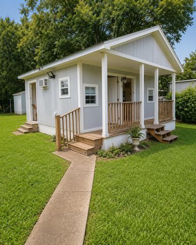 715 Tassell St, Houston, TX 77469