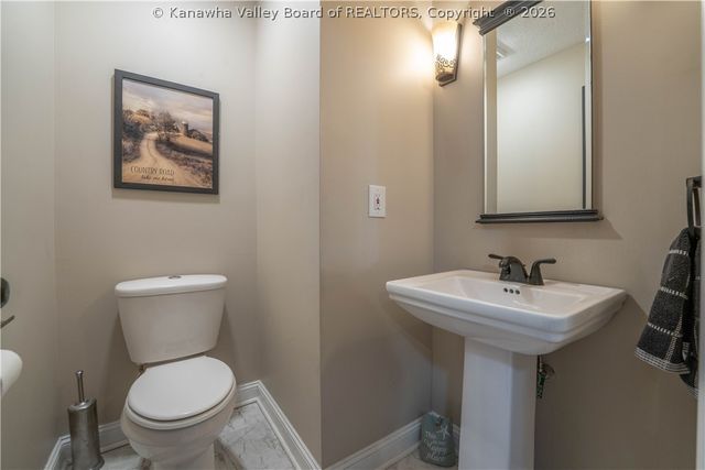 5028 Bennington Drive, Cross Lanes, WV 25313