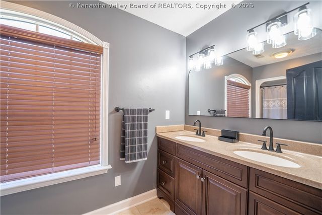 5028 Bennington Drive, Cross Lanes, WV 25313