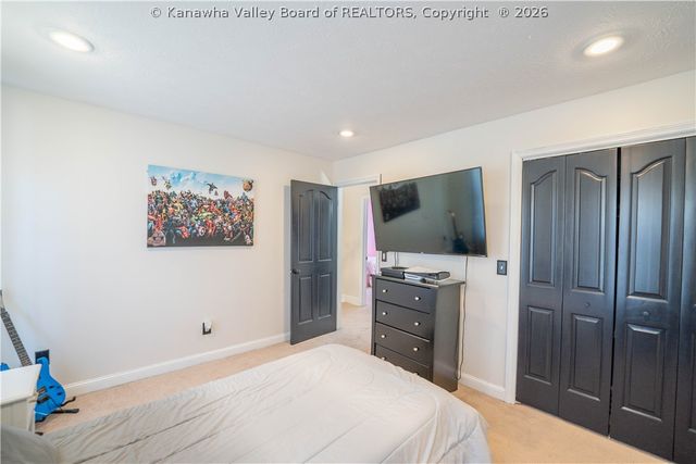 5028 Bennington Drive, Cross Lanes, WV 25313