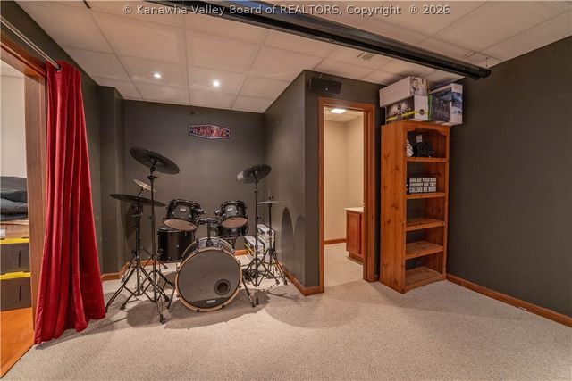 5028 Bennington Drive, Cross Lanes, WV 25313