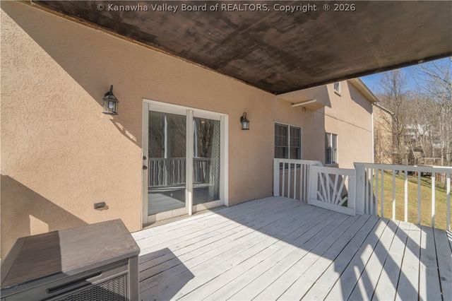 5028 Bennington Drive, Cross Lanes, WV 25313