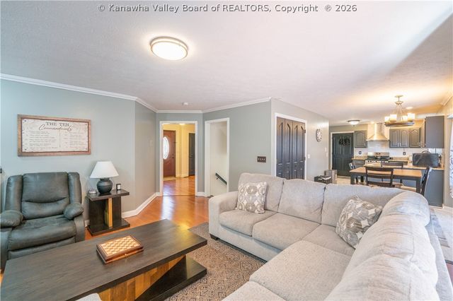 5028 Bennington Drive, Cross Lanes, WV 25313