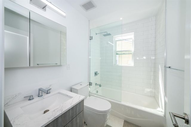 208 Florence Street, Mamaroneck, NY 10543