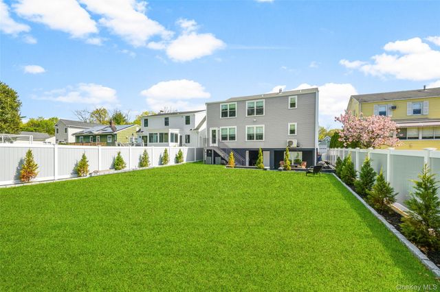 208 Florence Street, Mamaroneck, NY 10543