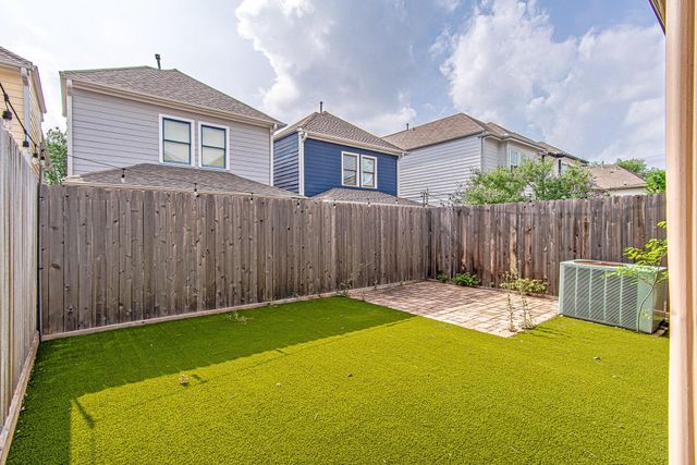 1425 Prince Street, Houston, TX 77008