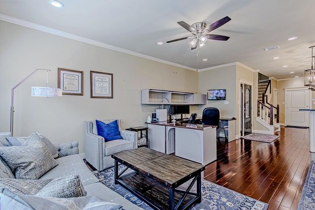 1425 Prince Street, Houston, TX 77008