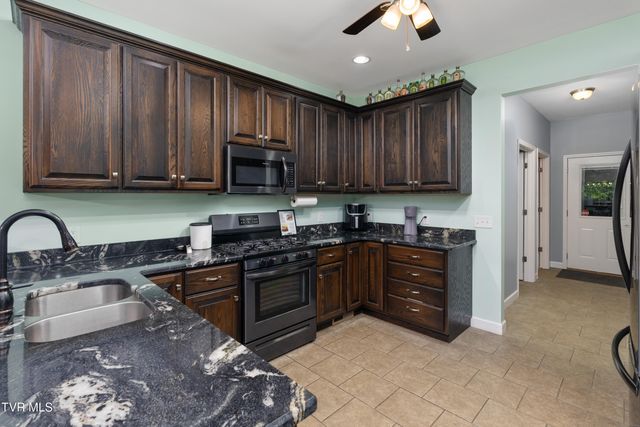 1161 Laurel Way, Mountain City, TN 37683